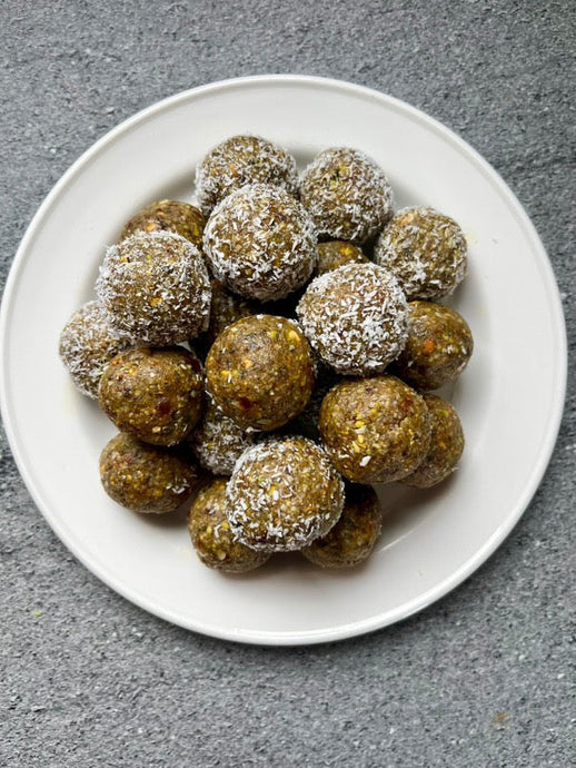 ZINGY LIME & PISTACHIO BALLS