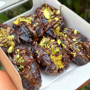 PISTACHIO DATE BITES