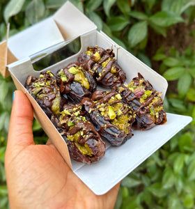 PISTACHIO DATE BITES