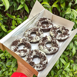 COOKIES & CREAM DONUTS *LIMITED EDITION*